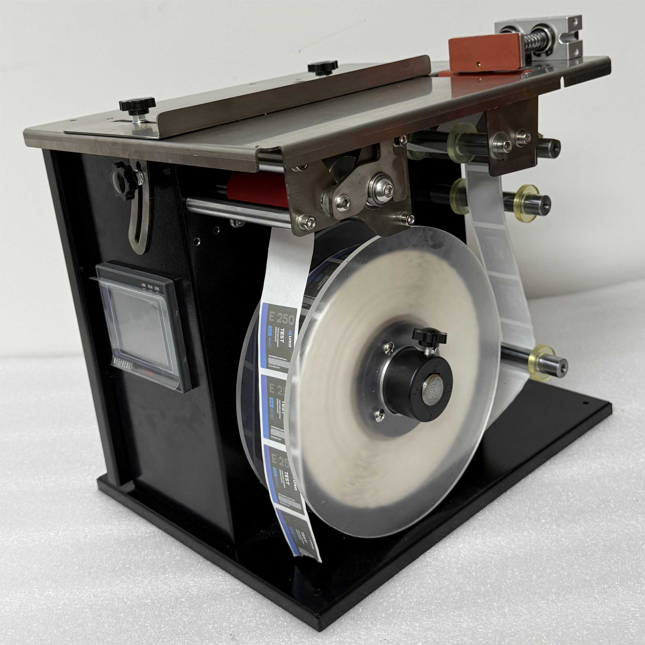 Yarı otomatik etiketleme makinesi